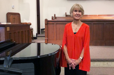 Choir Director Carole Schuricht